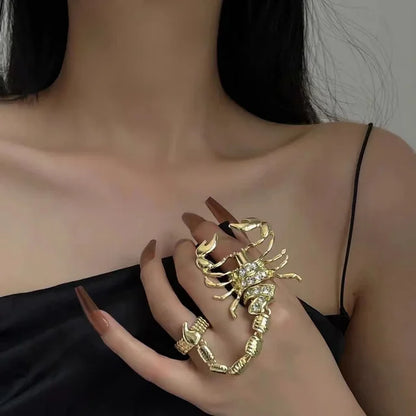 New Fashion Trend Exaggerated Exquisite Sexy Hip Hop Punk Metal Scorpion Ring Women'S Jewelry Party Surprise Gift Wholesale